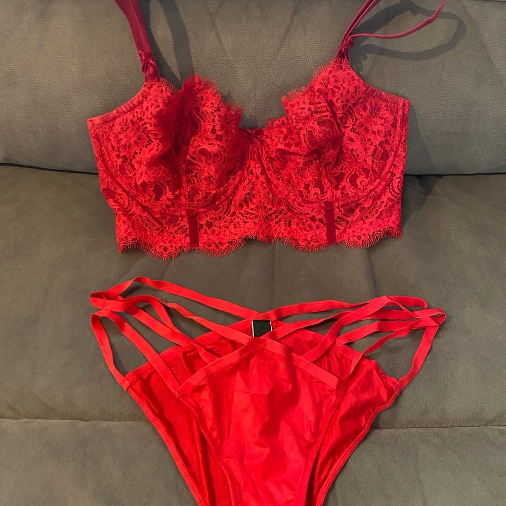 Lace Lingerie Set in Red